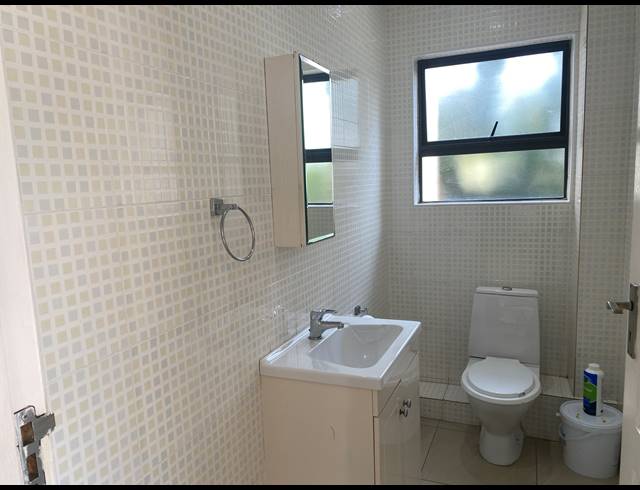 3 BEDROOM HOUSE TO LET IN PALM LAKES ESTATE